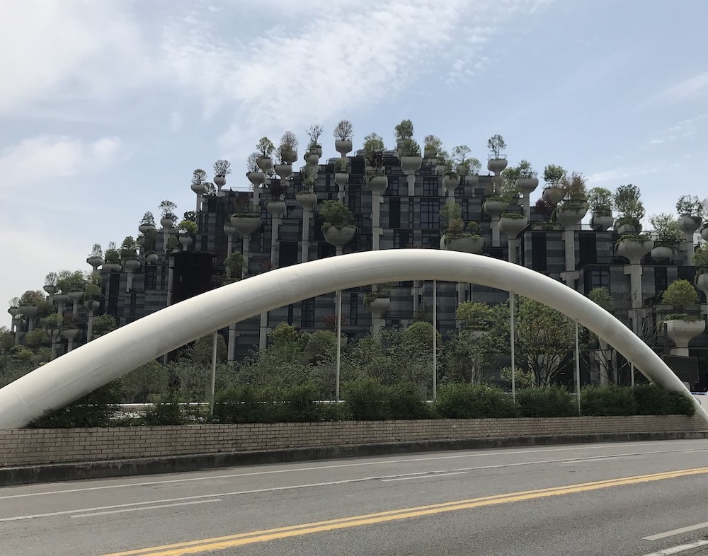 1000 Trees - Shanghai hanging gardens project viewed from Changhua bridge