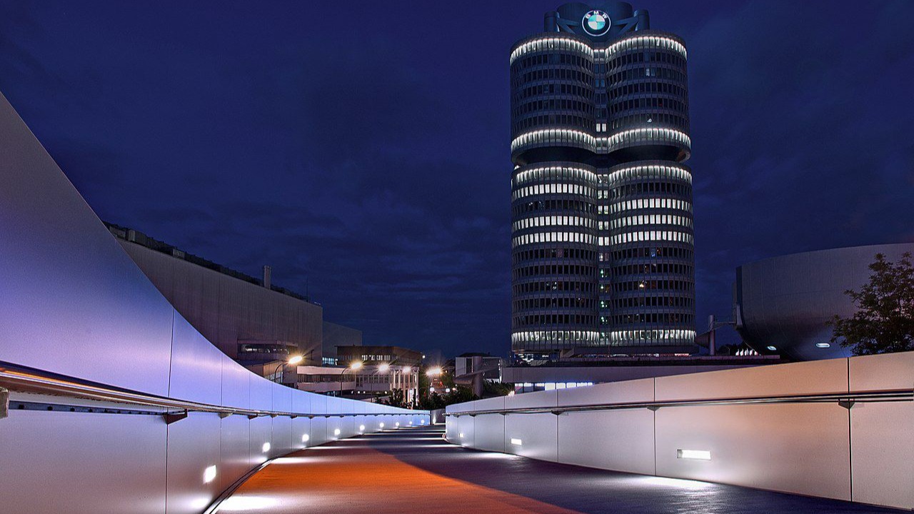 Corporate Headquarters - BMW Building, Munich