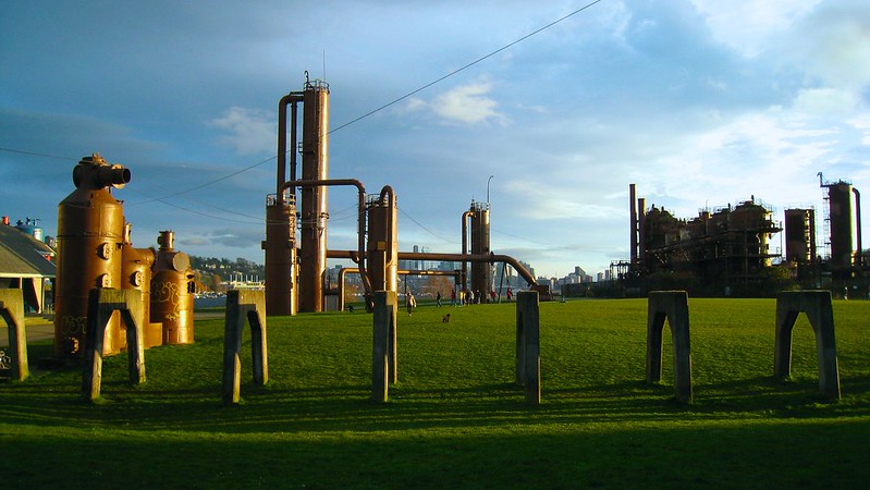 Reusing Industrial Buildings - Gas Works Park, USA Reusing Industrial Buildings - Gas Works Park, USA